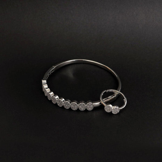 Cubic circle Silver Bangle with Ring
