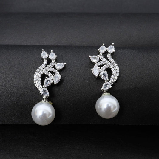 White Lily Pearl Earrings