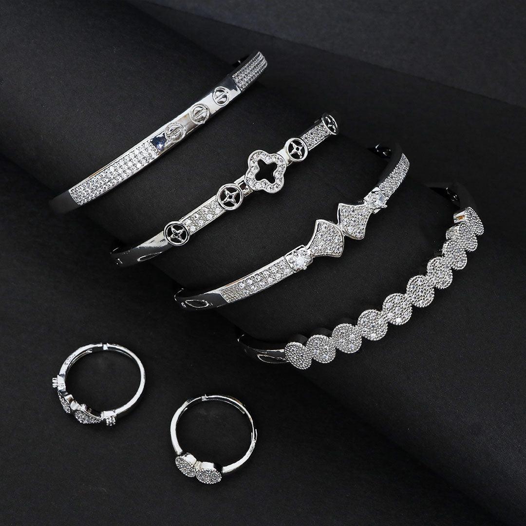 Classic Four Leaf Clove Bracelet