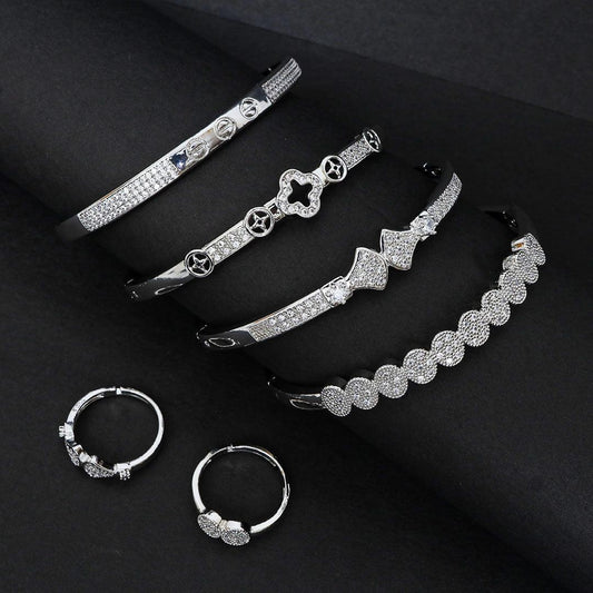 Classic Four Leaf Clove Bracelet